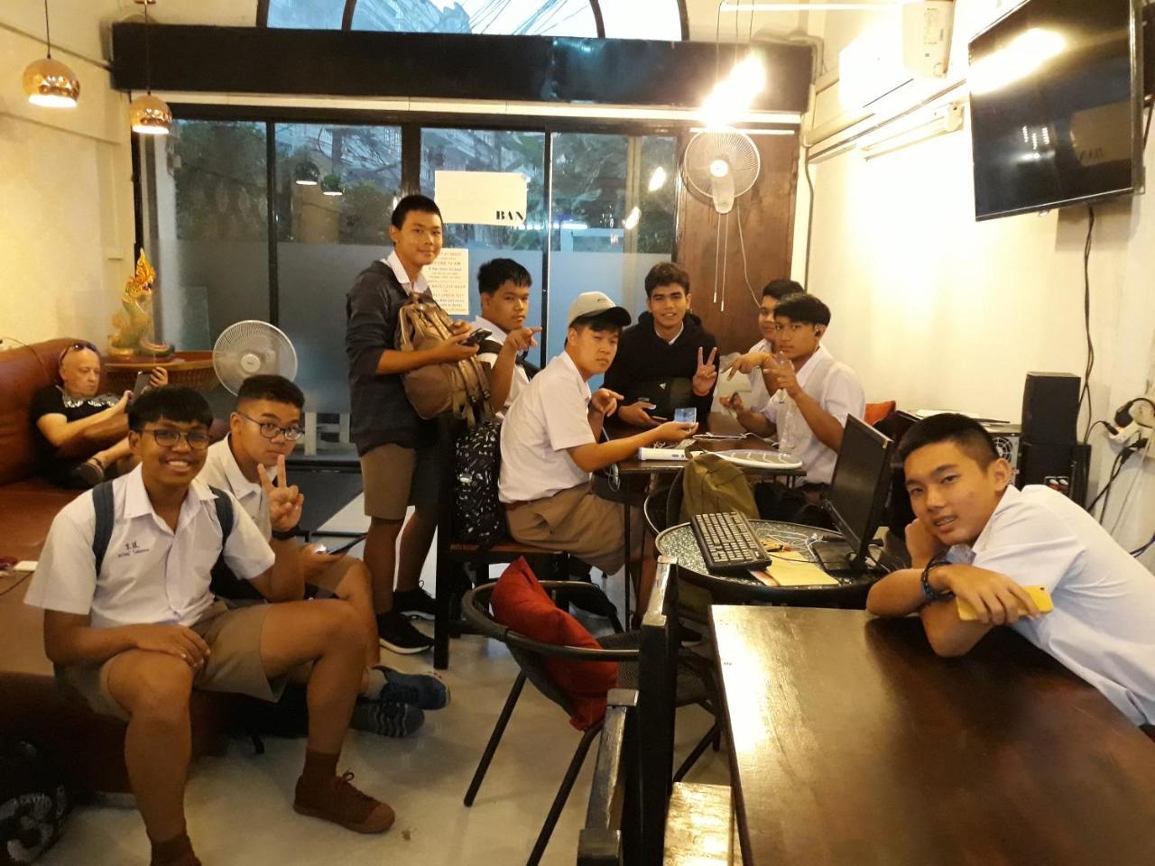 Unico Hostel Bangkok Dış mekan fotoğraf